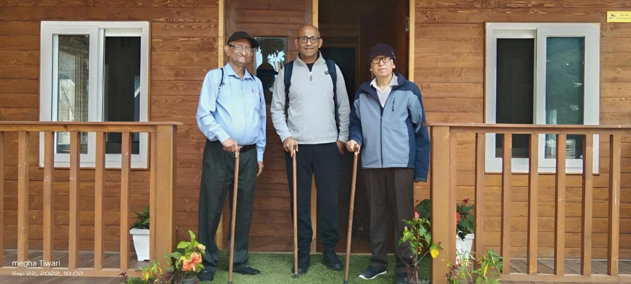 Vanprastha Resorts Dwarahat Exterior foto